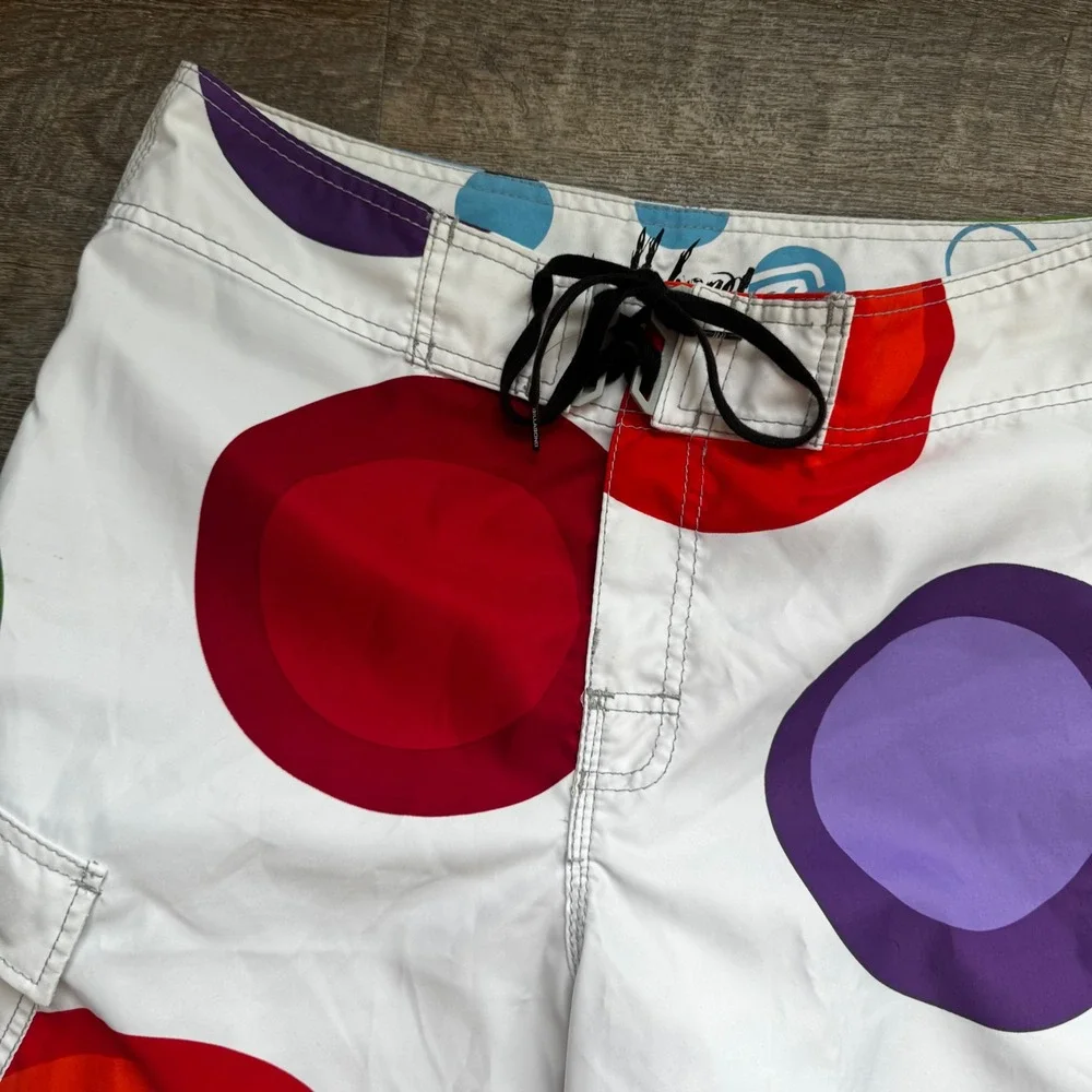 Billabong Vintage Y2K Board Shorts Surf Sz 33 Embroidered White Multi Polka Dot